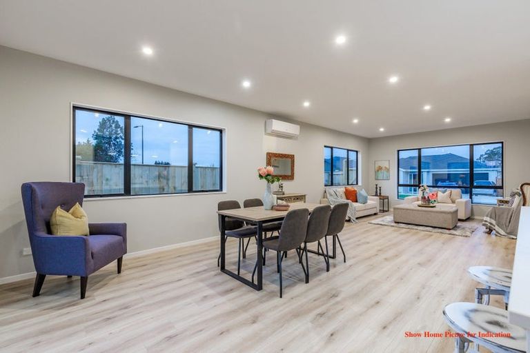 Photo of property in 15 Ropere Street, Kumeu, 0810