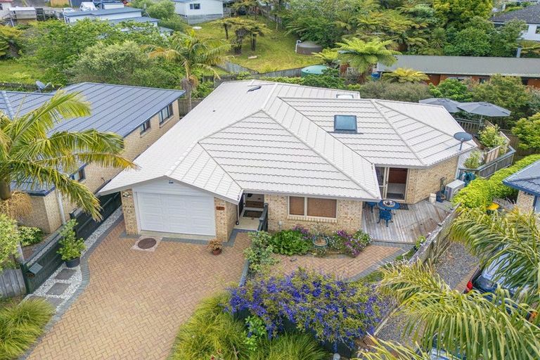Photo of property in 47 Red Hibiscus Road, Stanmore Bay, Whangaparaoa, 0932