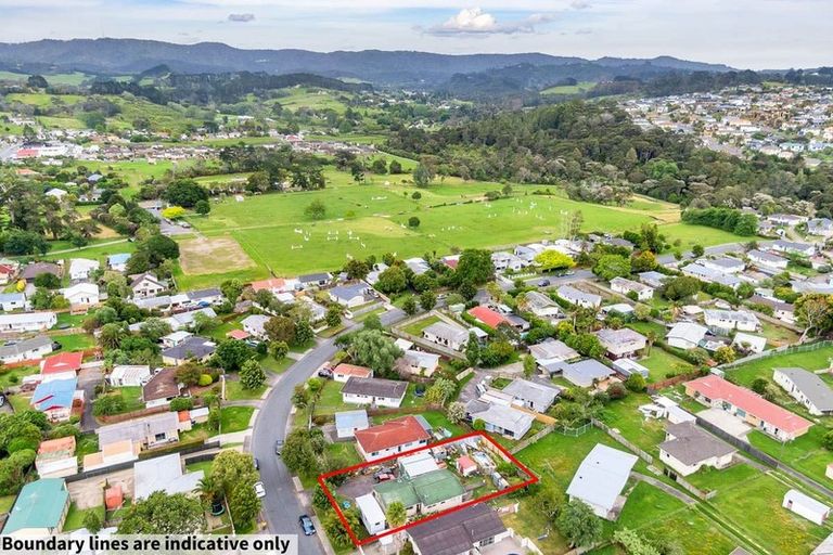 Photo of property in 56 Tabitha Crescent, Henderson, Auckland, 0612