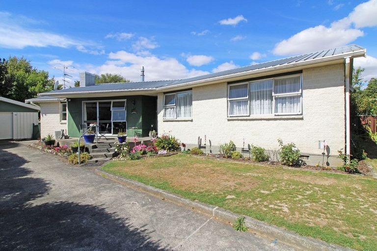 Photo of property in 78 Victoria Street, Carterton, 5713