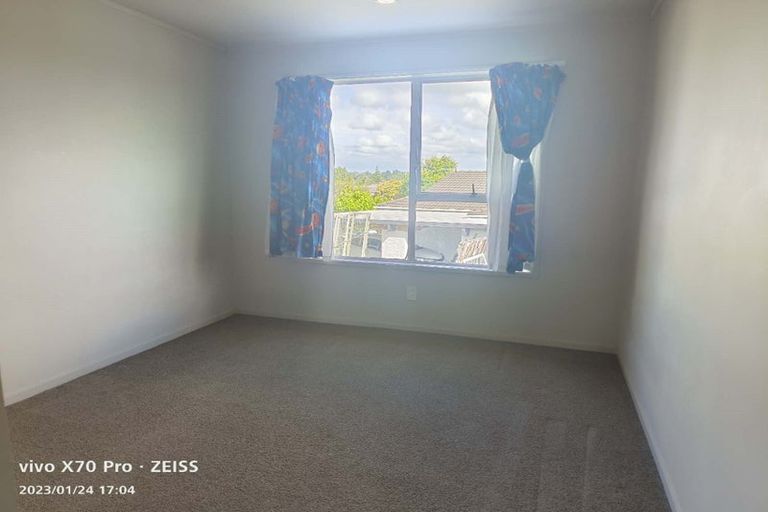 Photo of property in 49 Walworth Avenue, Pakuranga Heights, Auckland, 2010