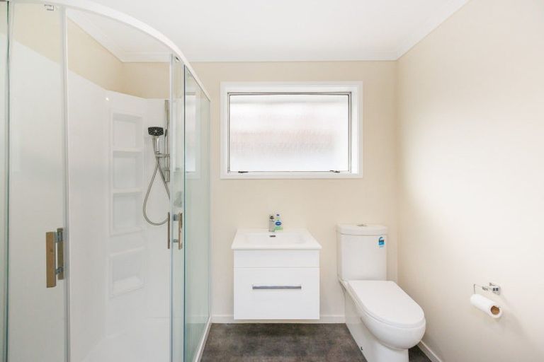 Photo of property in 41 Acacia Street, Kelvin Grove, Palmerston North, 4414