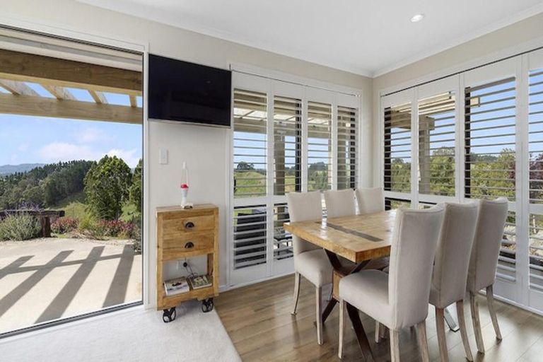 Photo of property in 684 Blackbridge Road, Waitoki, Kaukapakapa, 0871