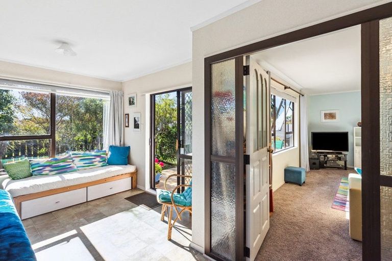 Photo of property in 9b Kanawa Street, Waikanae, 5036