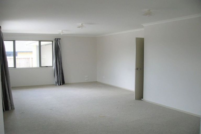 Photo of property in 20 Max Landing, Grandview Heights, Hamilton, 3200