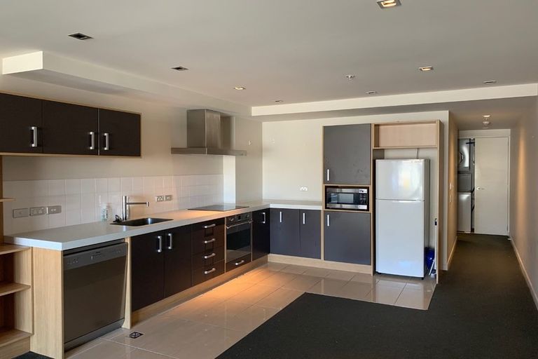 Photo of property in Monument Apartments, 2c/245 Wakefield Street, Te Aro, Wellington, 6011