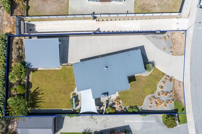 Photo of property in 25 Albert Drive, Clyde, 9330