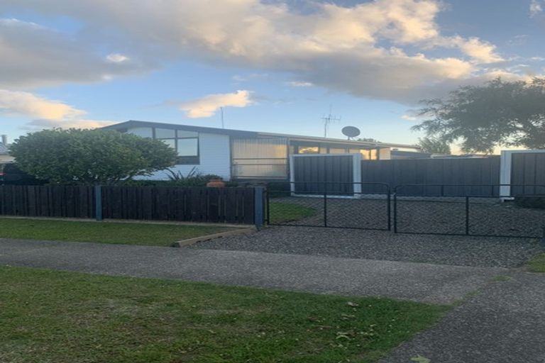 Photo of property in 71 Awatapu Drive, Whakatane, 3120