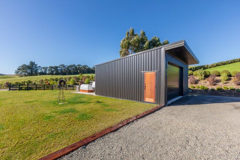 Photo of property in 375c Maharakeke Road, Waipukurau, 4281