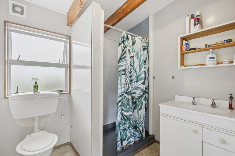 Photo of property in 111 Harbour Terrace, North Dunedin, Dunedin, 9016