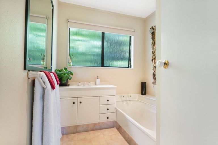 Photo of property in 4 Neil Place, Gate Pa, Tauranga, 3112