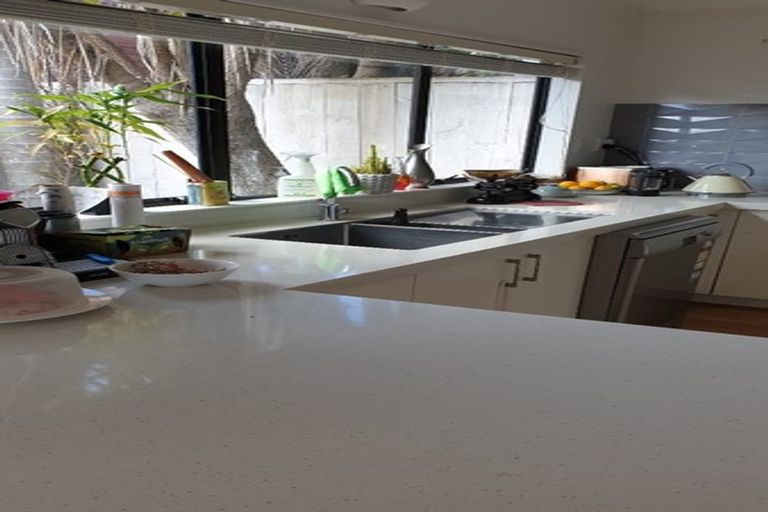 Photo of property in 4/45 Rawene Road, Birkenhead, Auckland, 0626