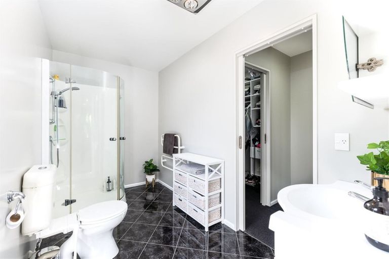 Photo of property in 10 Lady Nugent Lane, Halswell, Christchurch, 8025