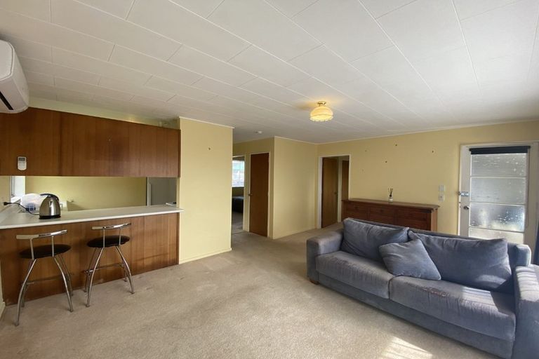 Photo of property in 4/21 Seddon Street, Wallaceville, Upper Hutt, 5018