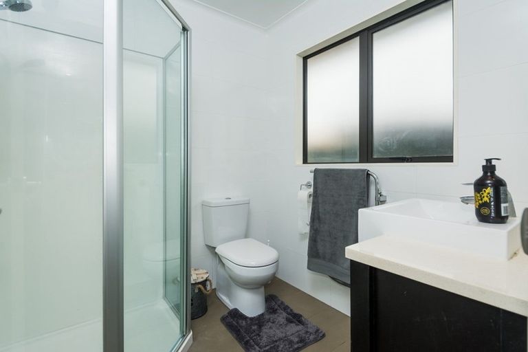 Photo of property in 7 Northbrook Close, Greenhithe, Auckland, 0632