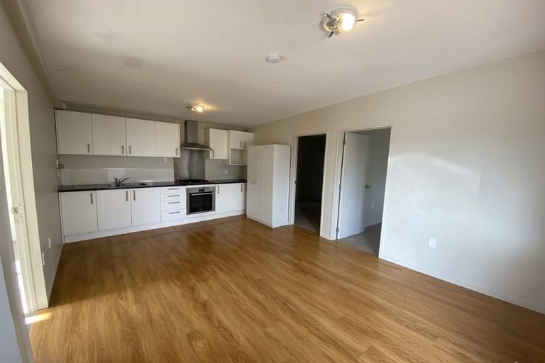 Photo of property in 14 Duncan Avenue, Te Atatu South, Auckland, 0610