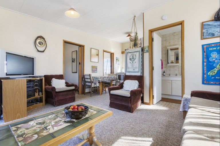 Photo of property in 32 Leven Street, Naseby, 9396