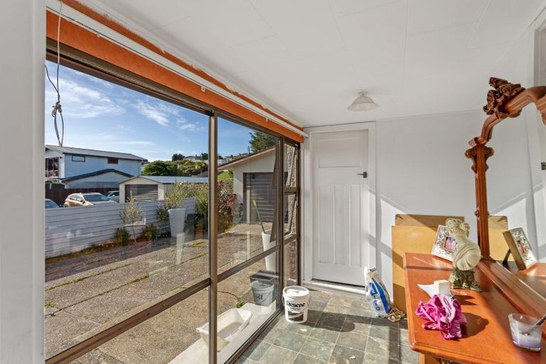 Photo of property in 290 Gore Street, Bluff, 9814