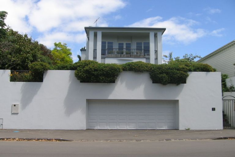 Photo of property in 15 Cambridge Terrace, Devonport, Auckland, 0624