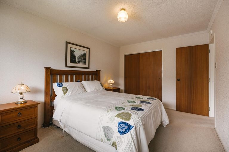 Photo of property in 4 Mcarthur Street, Terrace End, Palmerston North, 4410