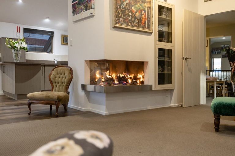 Photo of property in 3 Windsor Street, Terrace End, Palmerston North, 4410