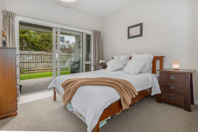 Photo of property in 18 Kahurangi Heights, Aotea, Porirua, 5024