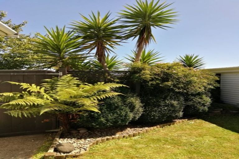 Photo of property in 5 Kahikatea Street, Inglewood, 4330