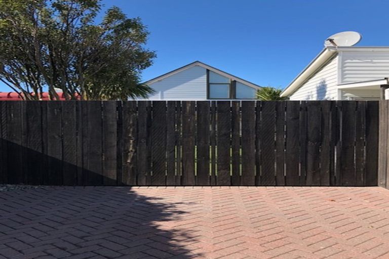 Photo of property in 44a Stone Street, Miramar, Wellington, 6022