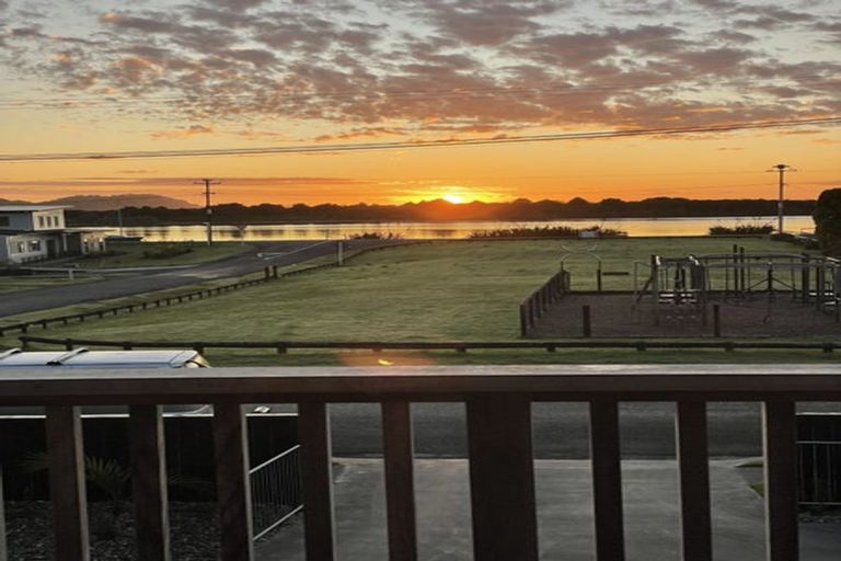 Photo of property in 2 Pine Road, Ngunguru, Whangarei, 0173