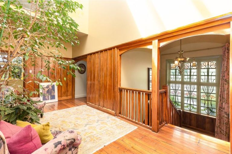 Photo of property in 111 Brougham Street, Mount Victoria, Wellington, 6011