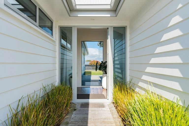 Photo of property in 76 Huka Heights Drive, Rangatira Park, Taupo, 3330