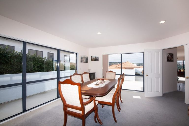 Photo of property in 1 Radstock Grove, Churton Park, Wellington, 6037