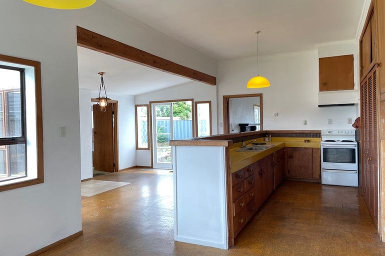 Photo of property in 57 Tiraumea Drive, Pakuranga, Auckland, 2010