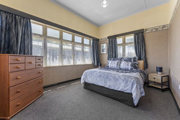 Photo of property in 18 Sedcole Street, Pahiatua, 4910