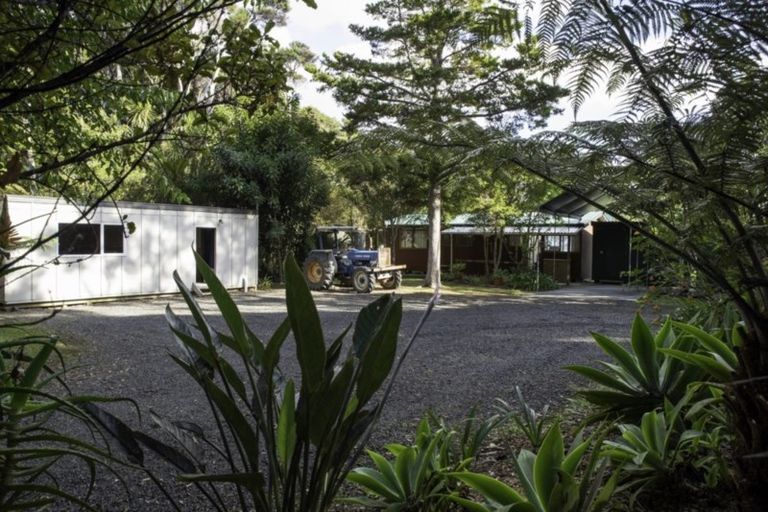 Photo of property in 75b Manawaora Road, Russell, 0272