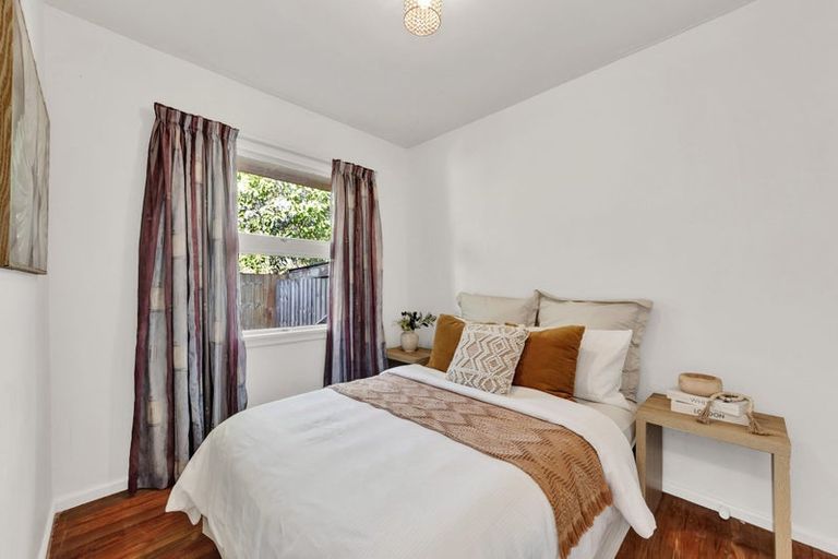 Photo of property in 31 Fifield Terrace, Waltham, Christchurch, 8023