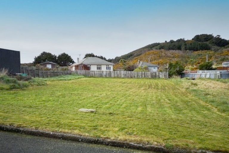 Photo of property in 14 Mason Street, Bluff, 9814