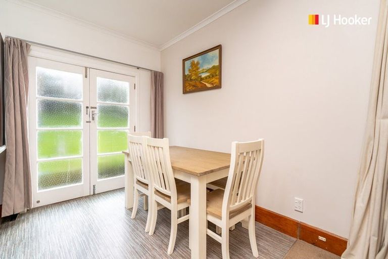 Photo of property in 27 Oakland Street, Andersons Bay, Dunedin, 9013