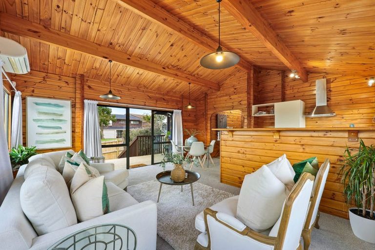 Photo of property in 1/40 Drake Street, Howick, Auckland, 2014