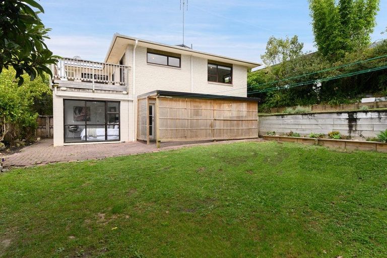 Photo of property in 7 Valdese Rise, Browns Bay, Auckland, 0630
