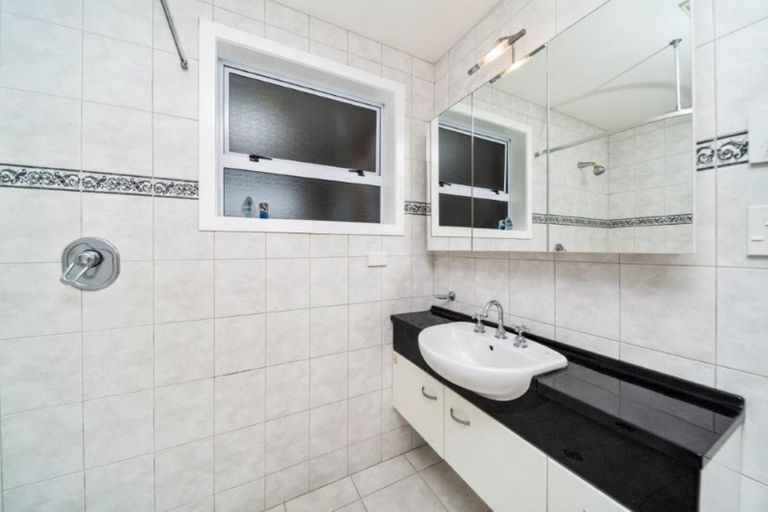 Photo of property in 10 Maire Street, Hawera, 4610