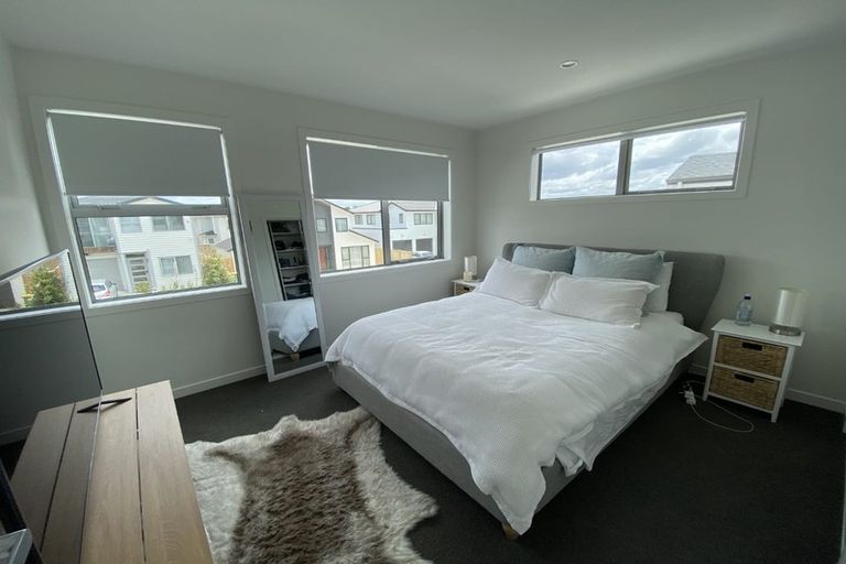 Photo of property in 33 Myland Drive, Hobsonville, Auckland, 0616