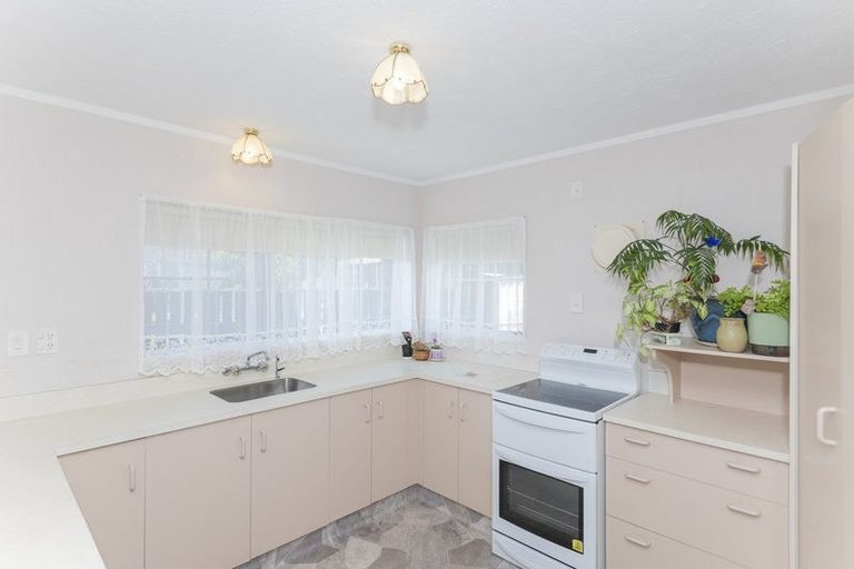 Photo of property in 12b Goldsmith Street, Elgin, Gisborne, 4010