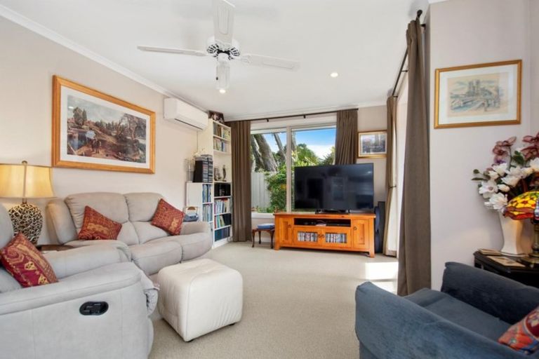 Photo of property in 11/17 Simmonds Grove, Greerton, Tauranga, 3112