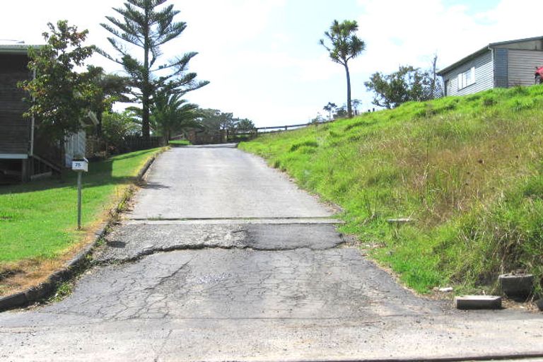 Photo of property in 75 Rangeview Road, Sunnyvale, Auckland, 0612