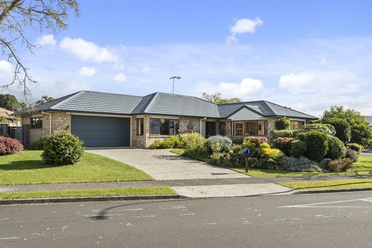 Photo of property in 2 Ranfurly Terrace, Pyes Pa, Tauranga, 3112