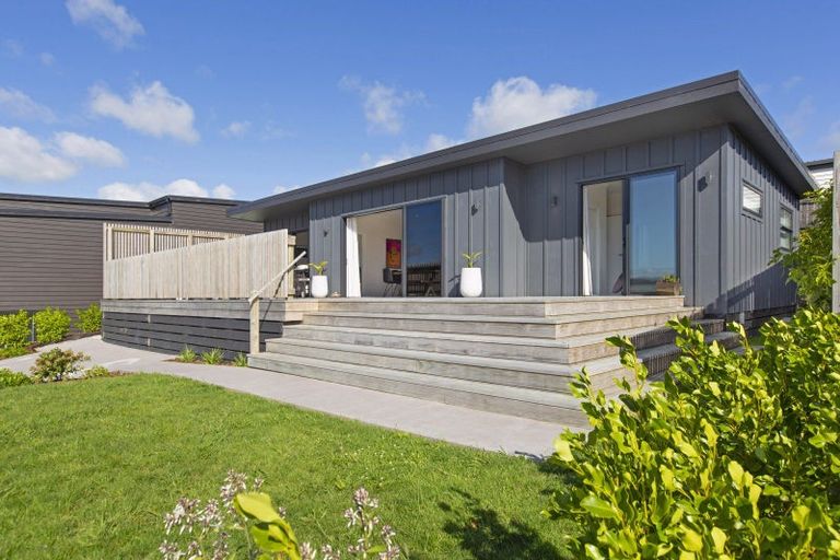 Photo of property in 33 Omahina Street, Raglan, 3225