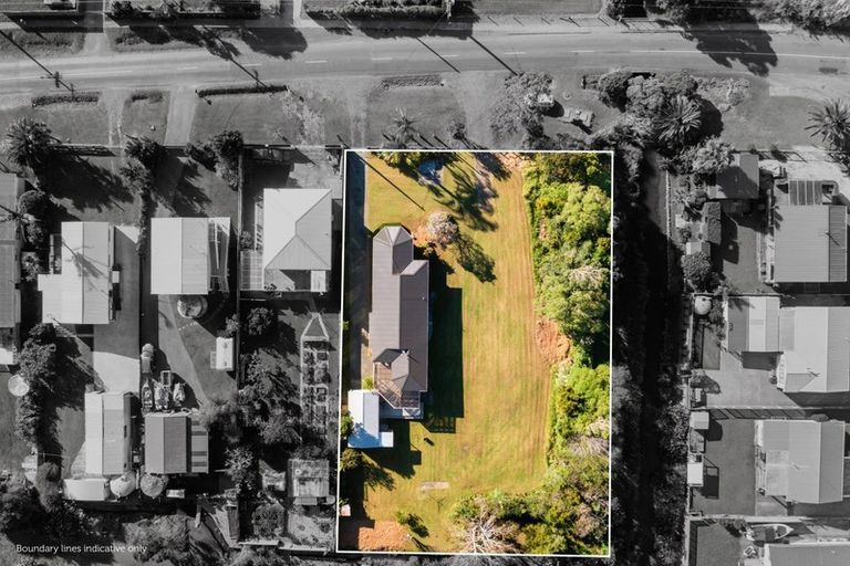 Photo of property in 117 Oakura Road, Oakura, Hikurangi, 0184