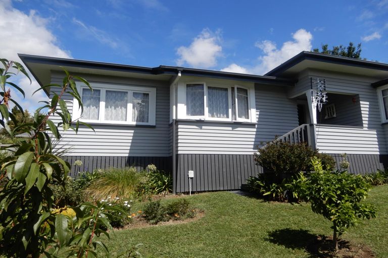 Photo of property in 2 Porritt Place, Putaruru, 3411
