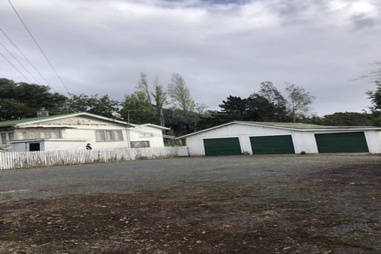 Photo of property in 51 Whitford Park Road, Whitford, Howick, 2571